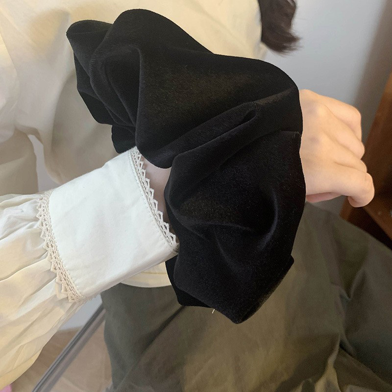 Oversize Zwart Fluwelen Scrunc - Freshwater Line recensie en prijs